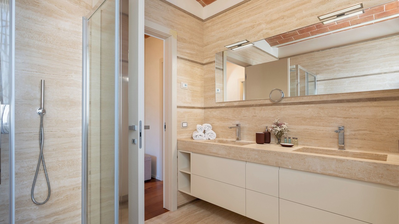 Photo of Bathroom in Toiano