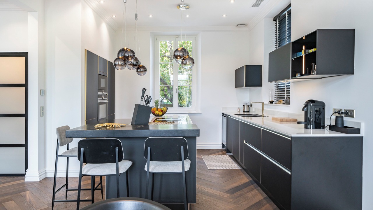 Photo of Kitchen in Prado - Republique