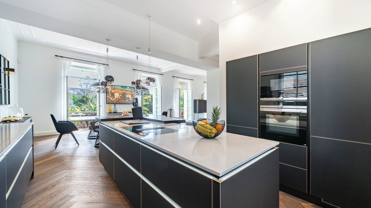 Photo of Kitchen in Prado - Republique