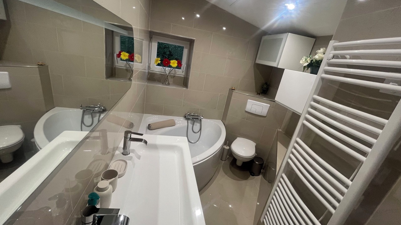 Photo of Bathroom in Carros