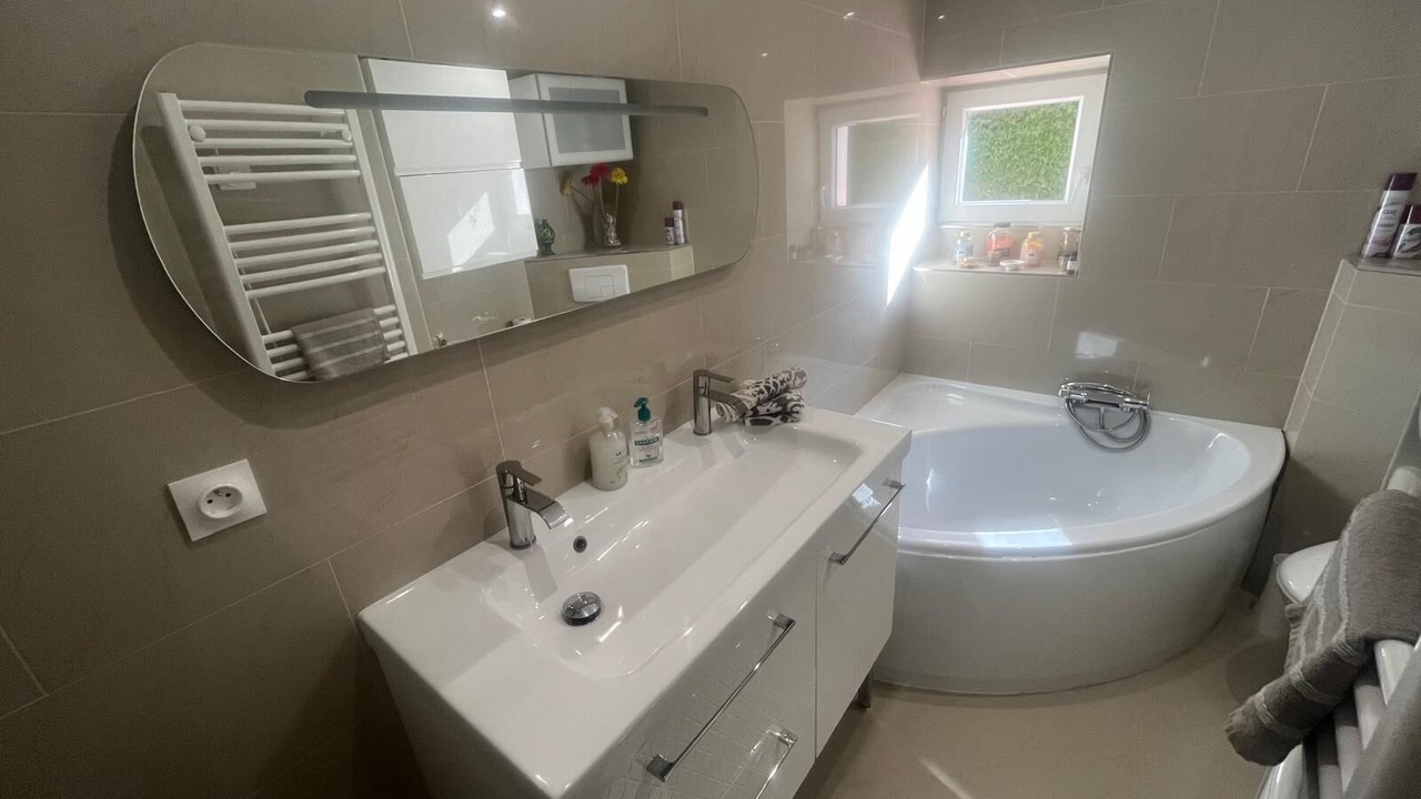 Photo of Bathroom in Carros