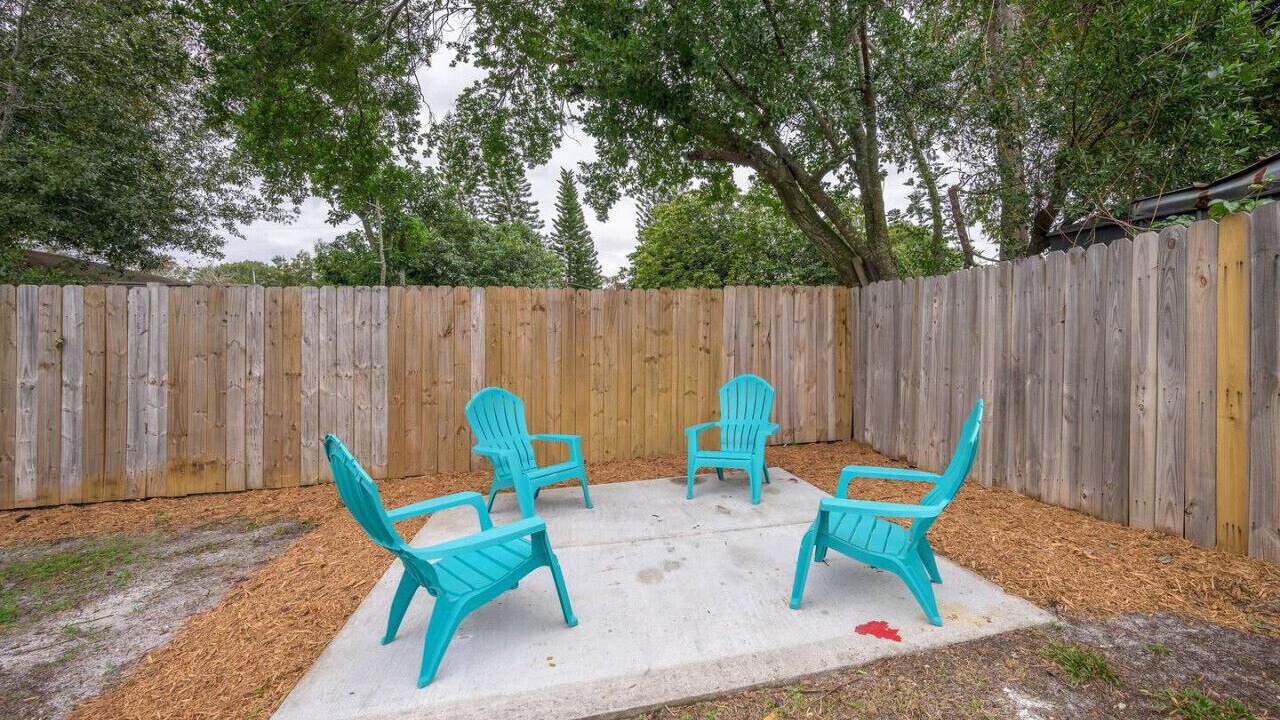 Photo of Outdoor in Azalea Park