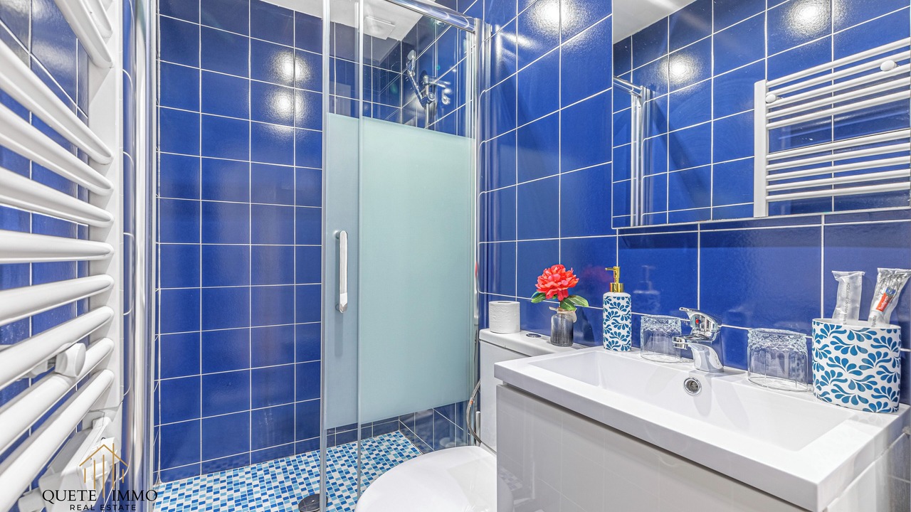 Photo of Bathroom in Peille