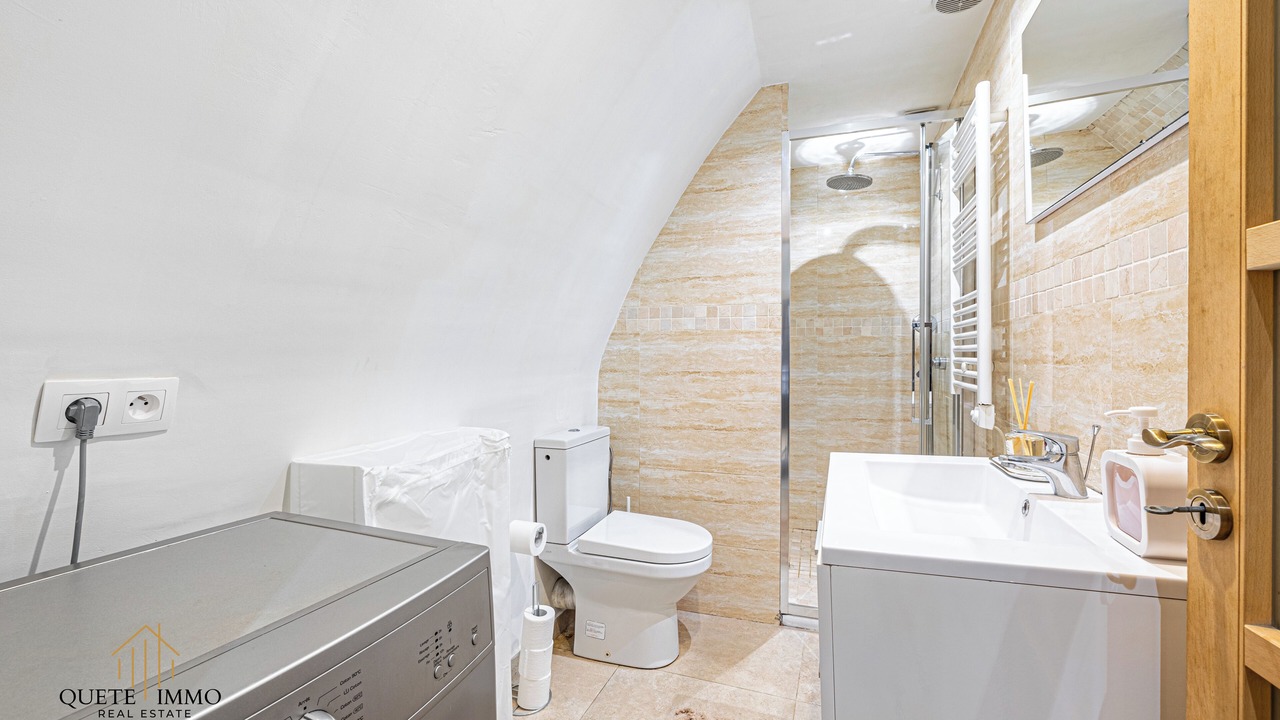 Photo of Bathroom in Peille