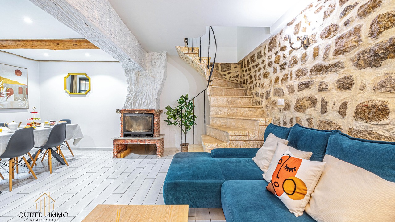 Photo of Livingroom in Peille