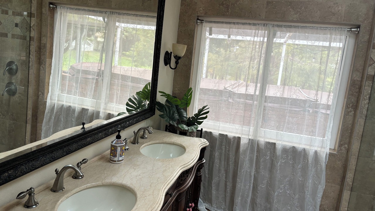 Photo of Bathroom in Mariner's VIllage