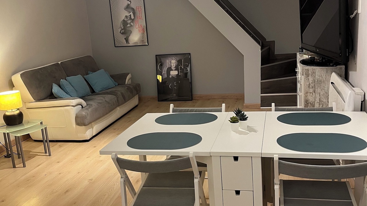 Photo of Livingroom in Beausoleil