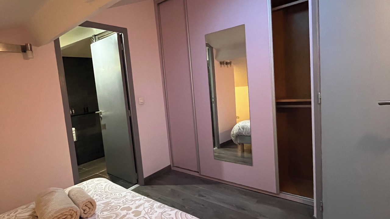 Photo of Bedroom in Beausoleil