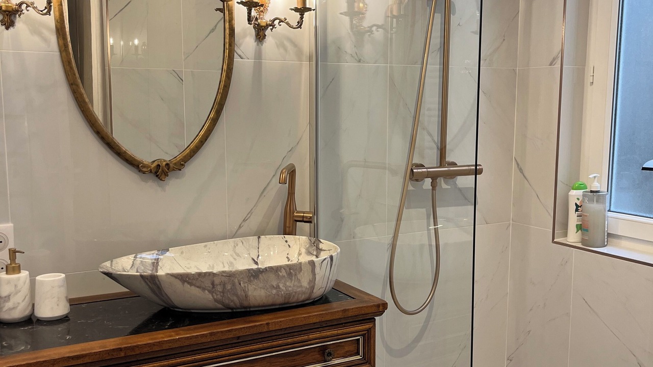 Photo of Bathroom in Vernier