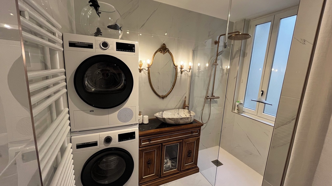Photo of Bathroom in Vernier