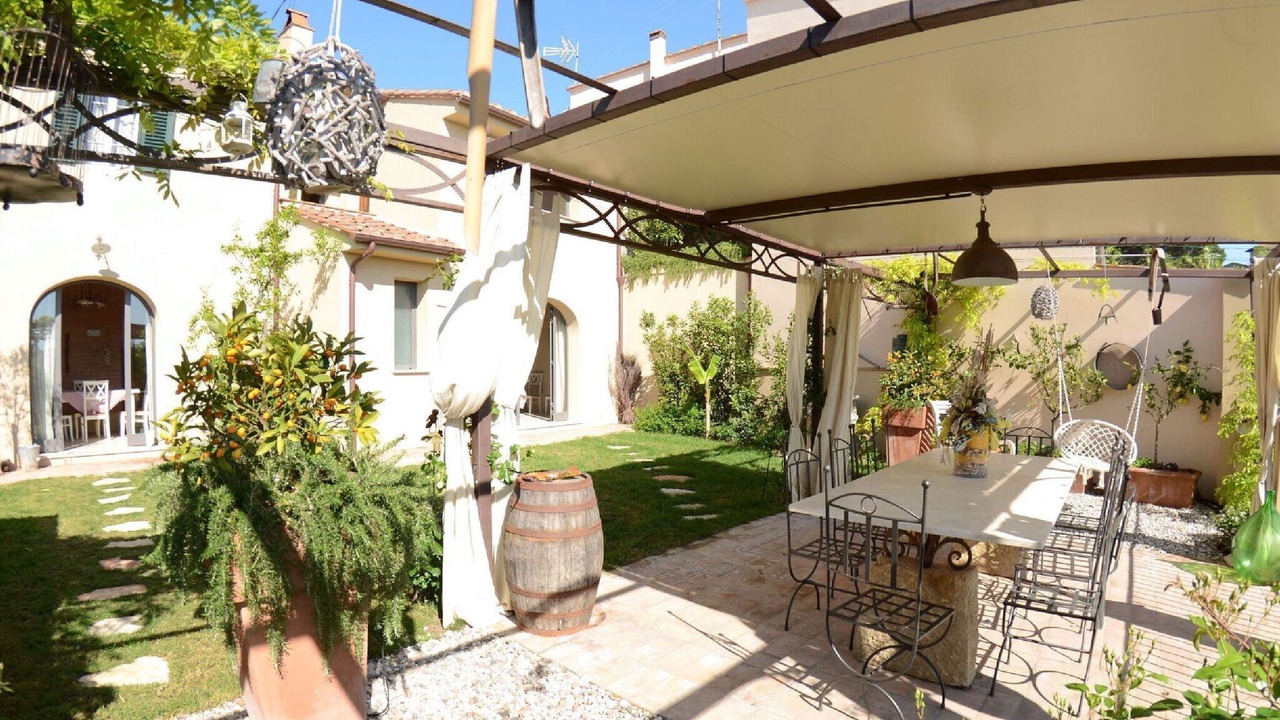 Photo of Patio Balcony in Aiale