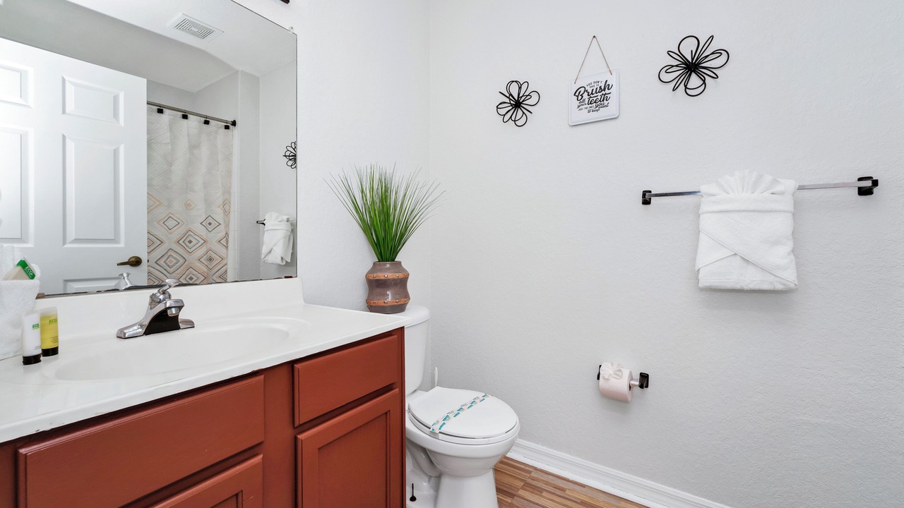 Photo of Bathroom in Venetian Bay Villages