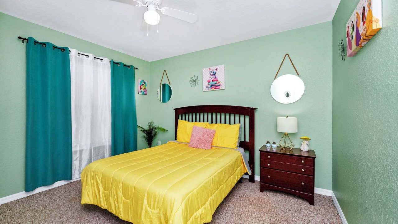Photo of Bedroom in Venetian Bay Villages