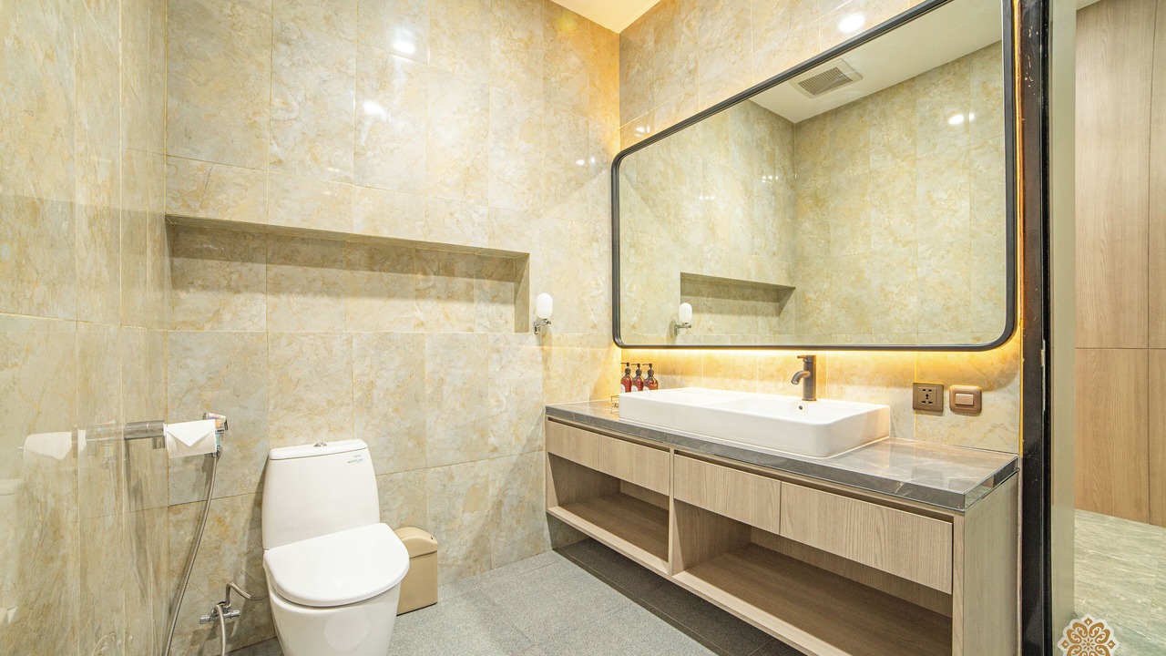 Photo of Bathroom in Padangsambian Klod