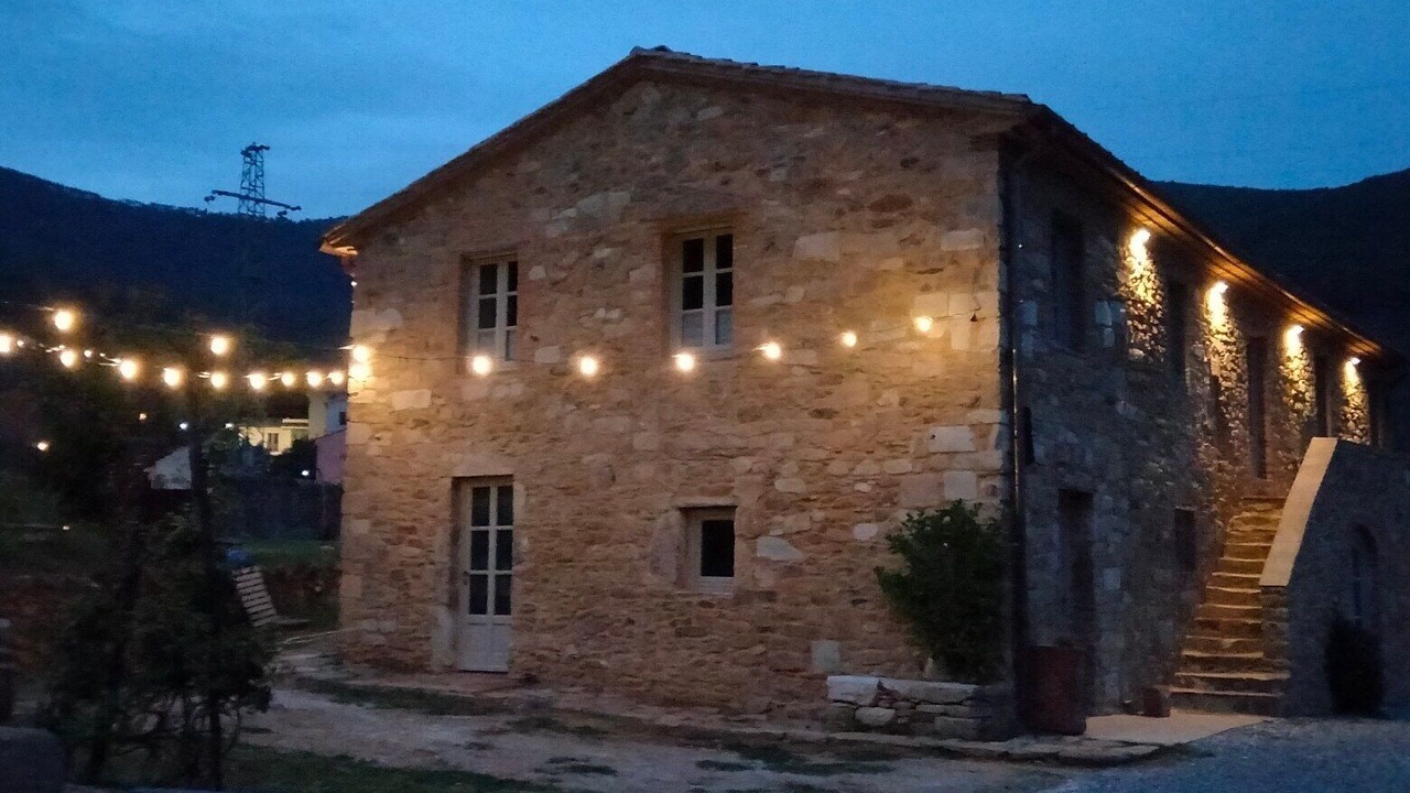 Photo of Outdoor in Buti