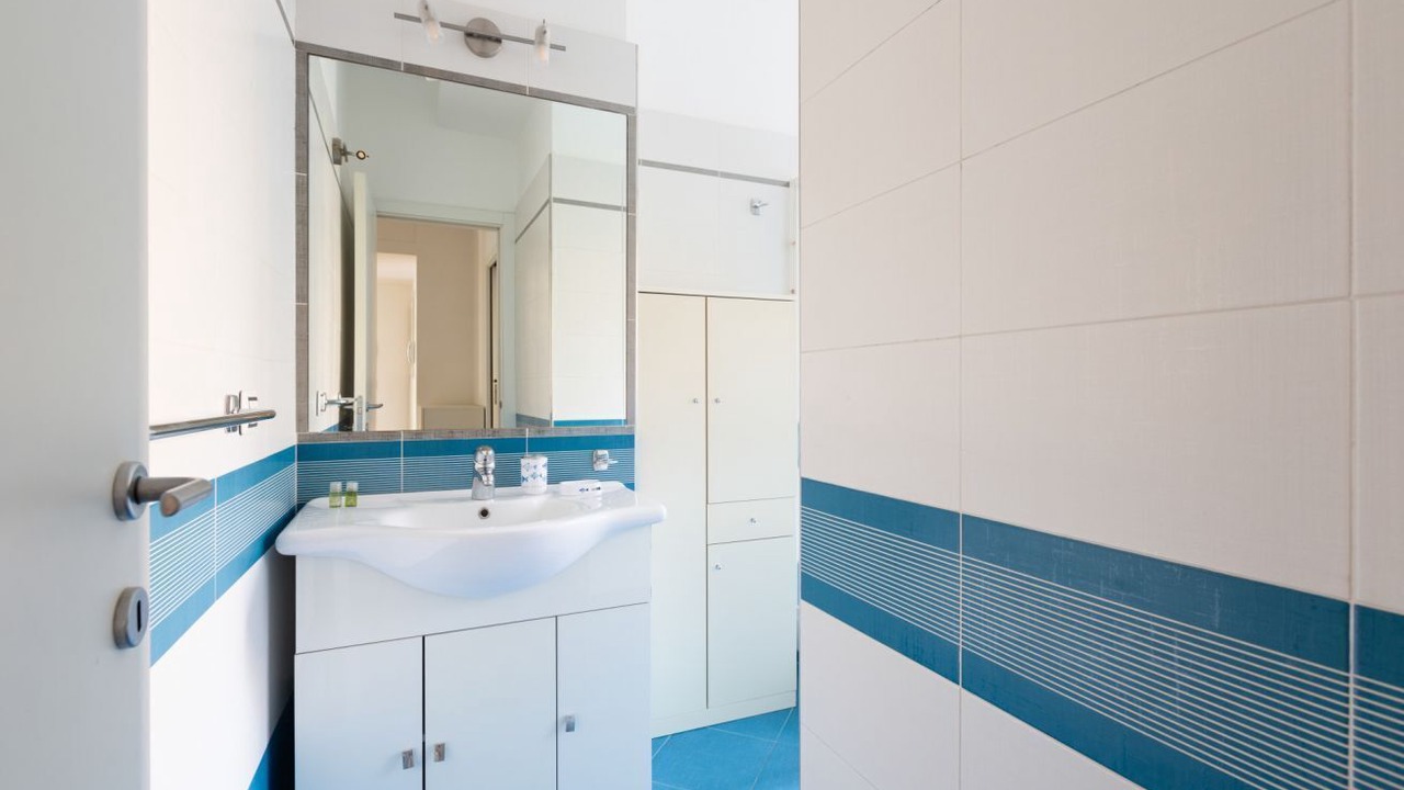 Photo of Bathroom in Washington