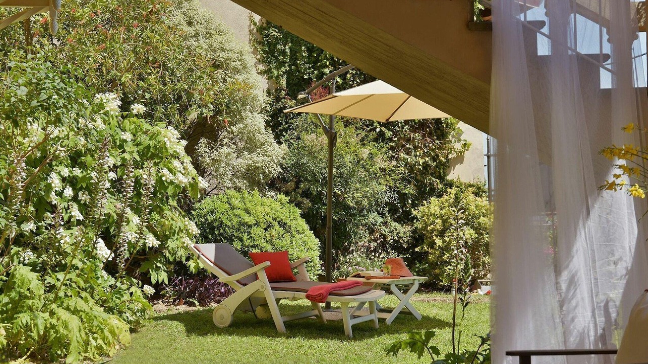 Photo of Outdoor in Lari