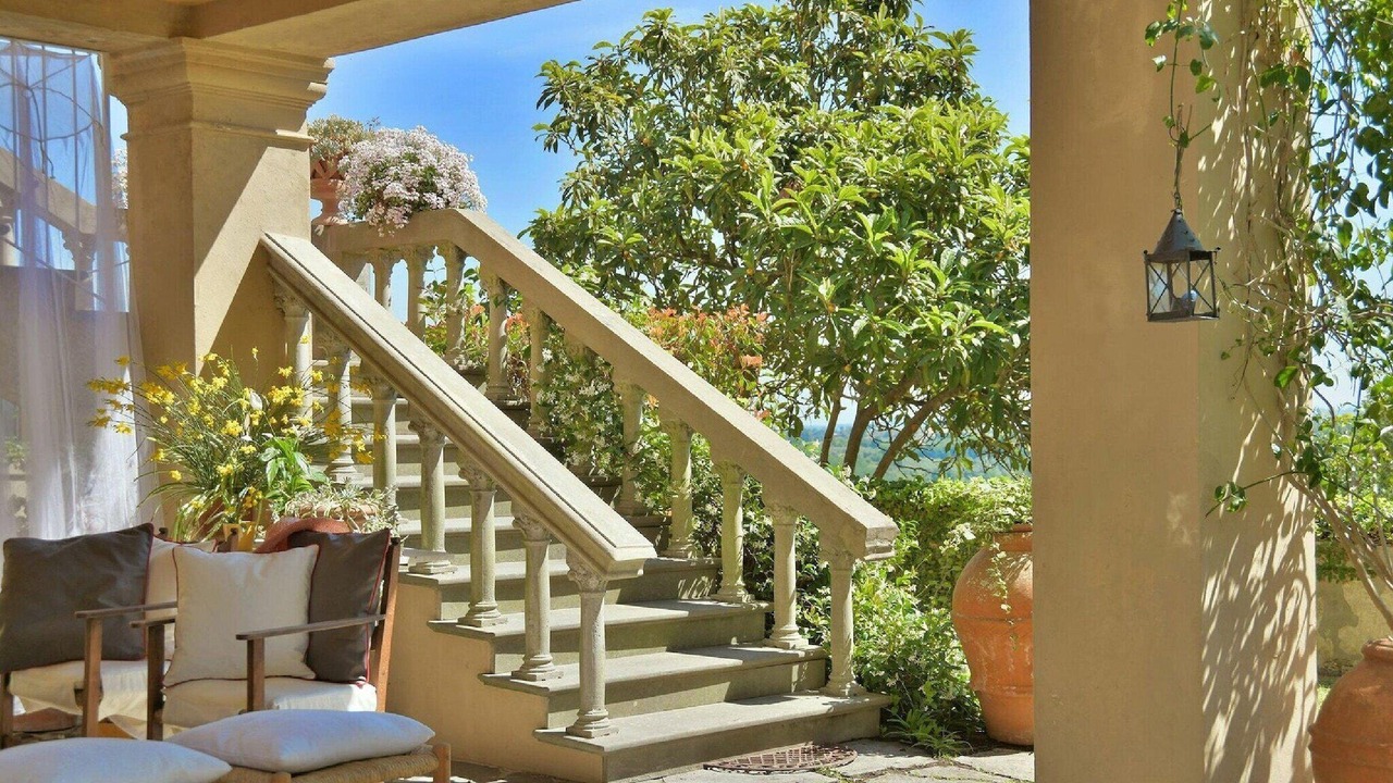 Photo of Patio Balcony in Lari