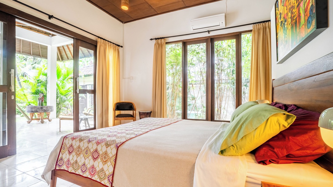 Photo of Bedroom in Drupadi