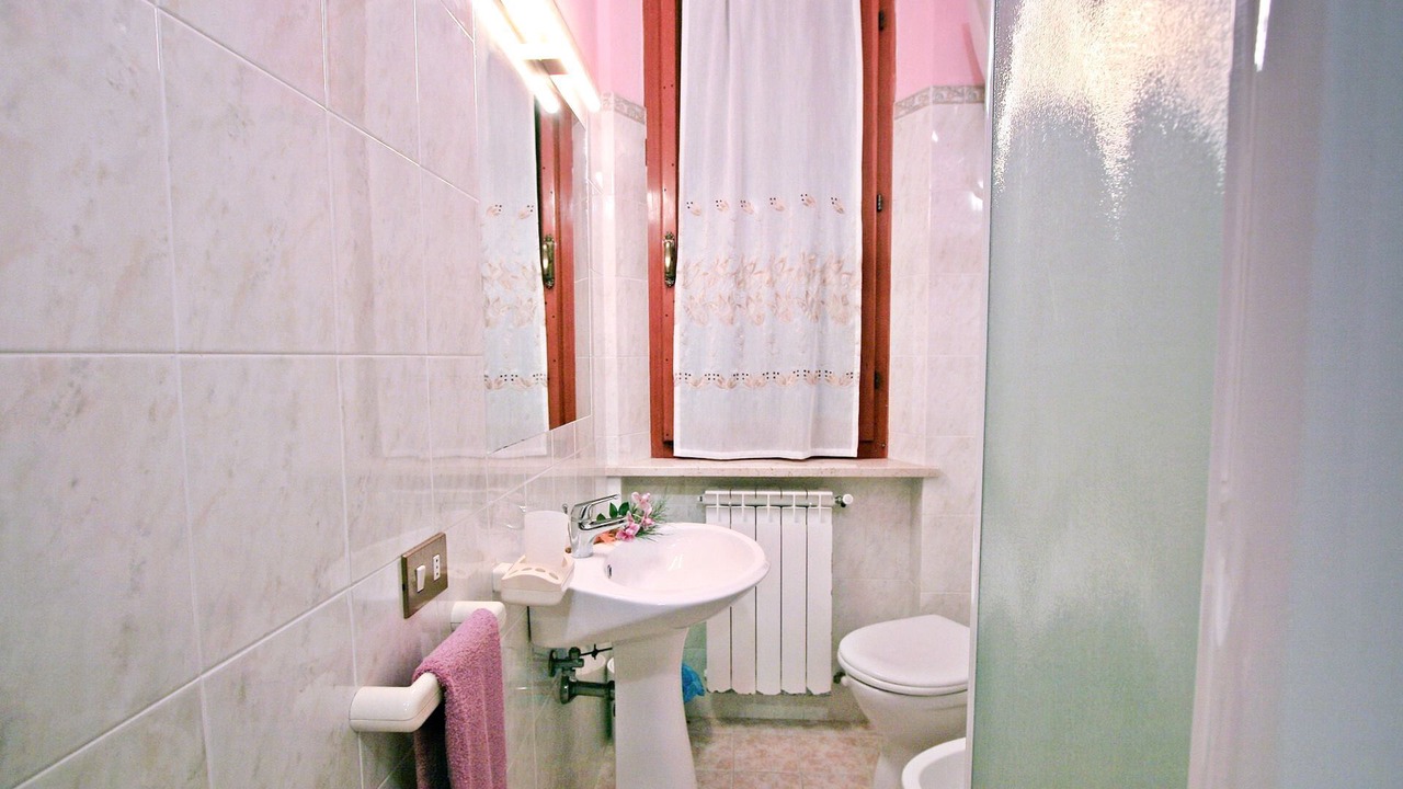 Photo of Bathroom in Radicondoli