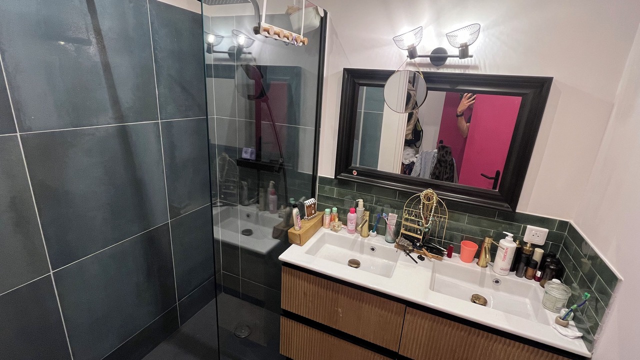 Photo of Bathroom in Vernier