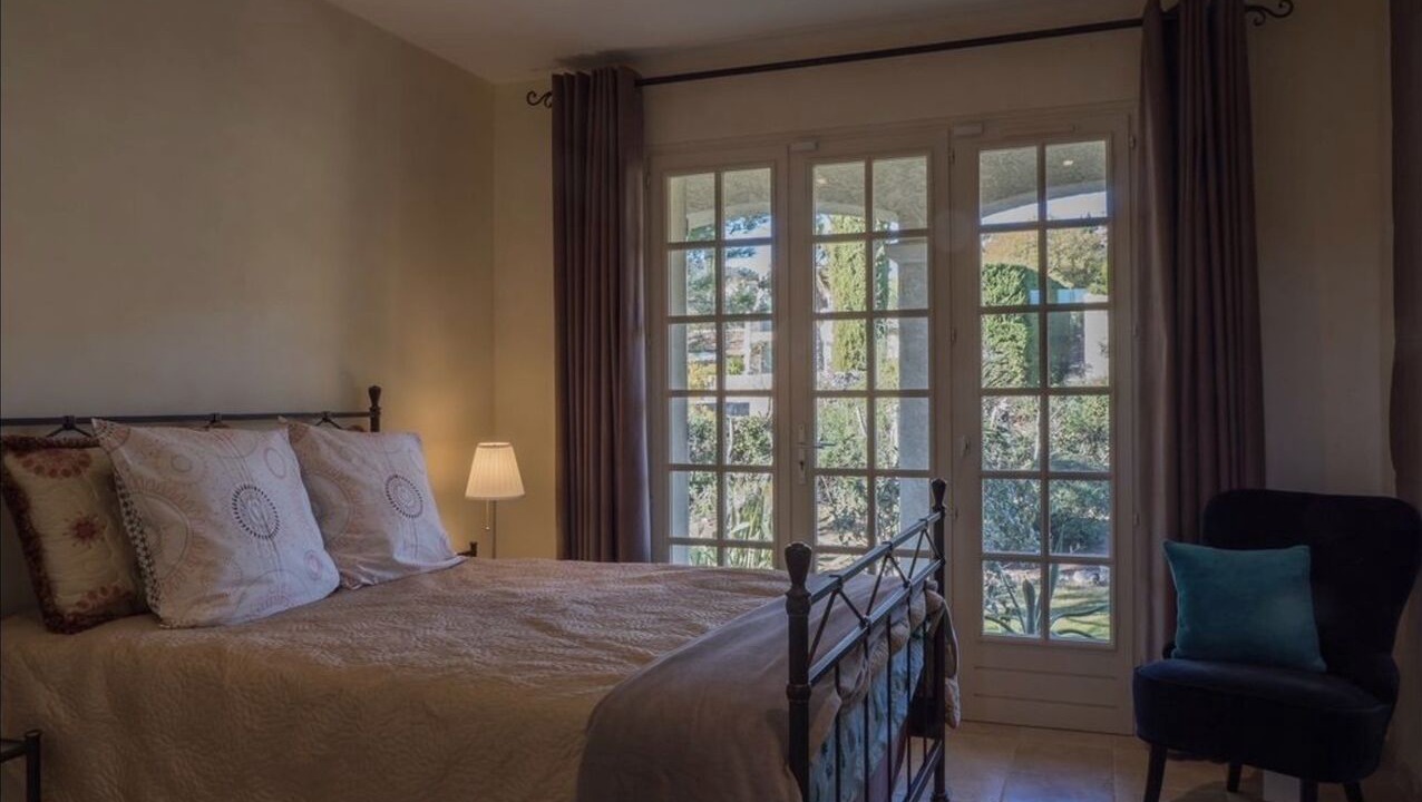 Photo of Bedroom in Saint-Aygulf