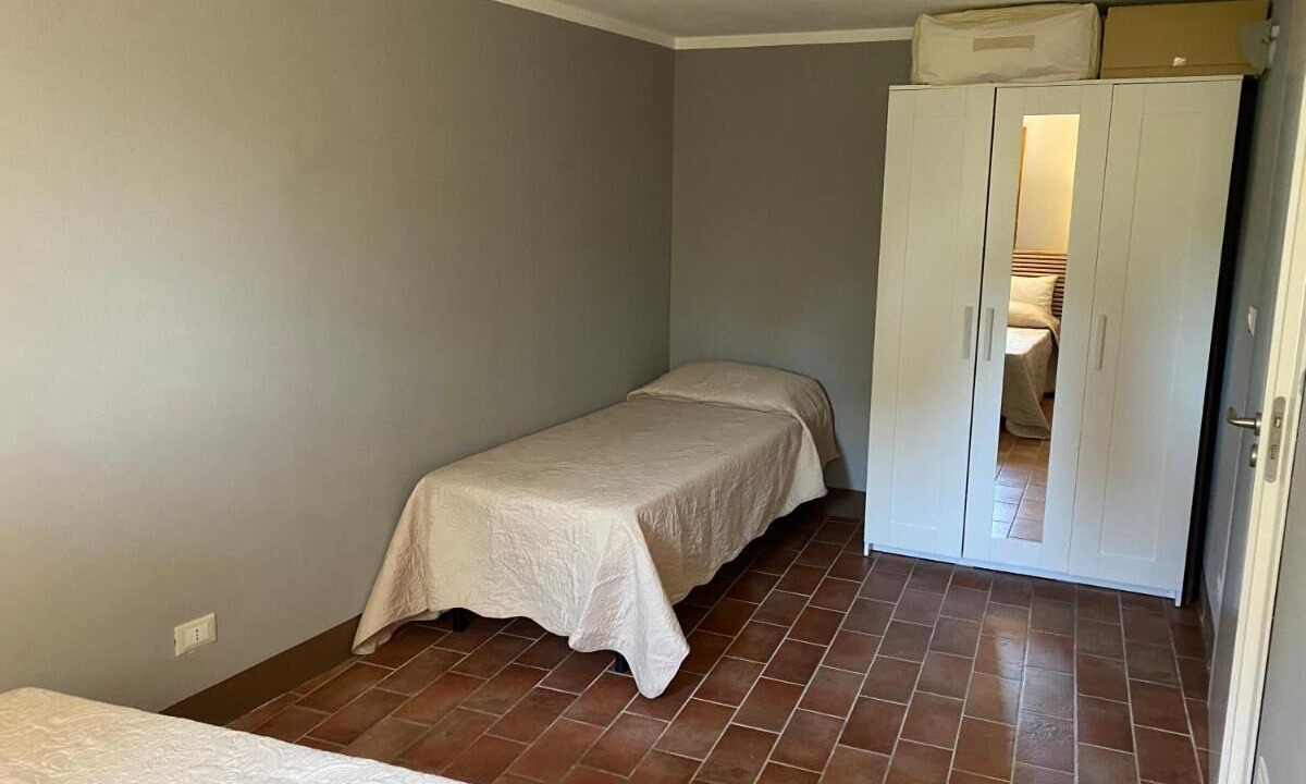 Photo of Bedroom in Buti