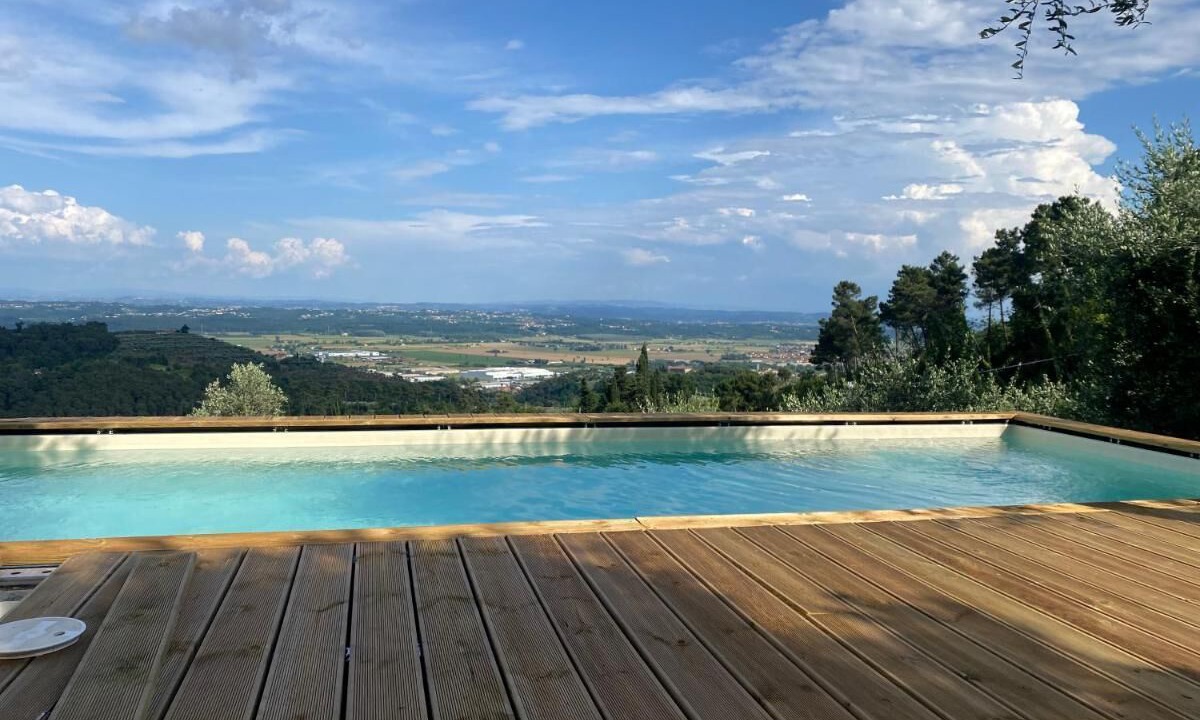 Photo of Outdoor in Buti