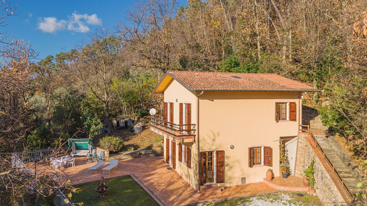 Photo of Patio Balcony in Massa