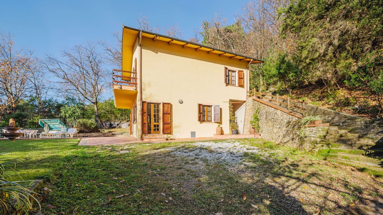 Photo of Patio Balcony in Massa