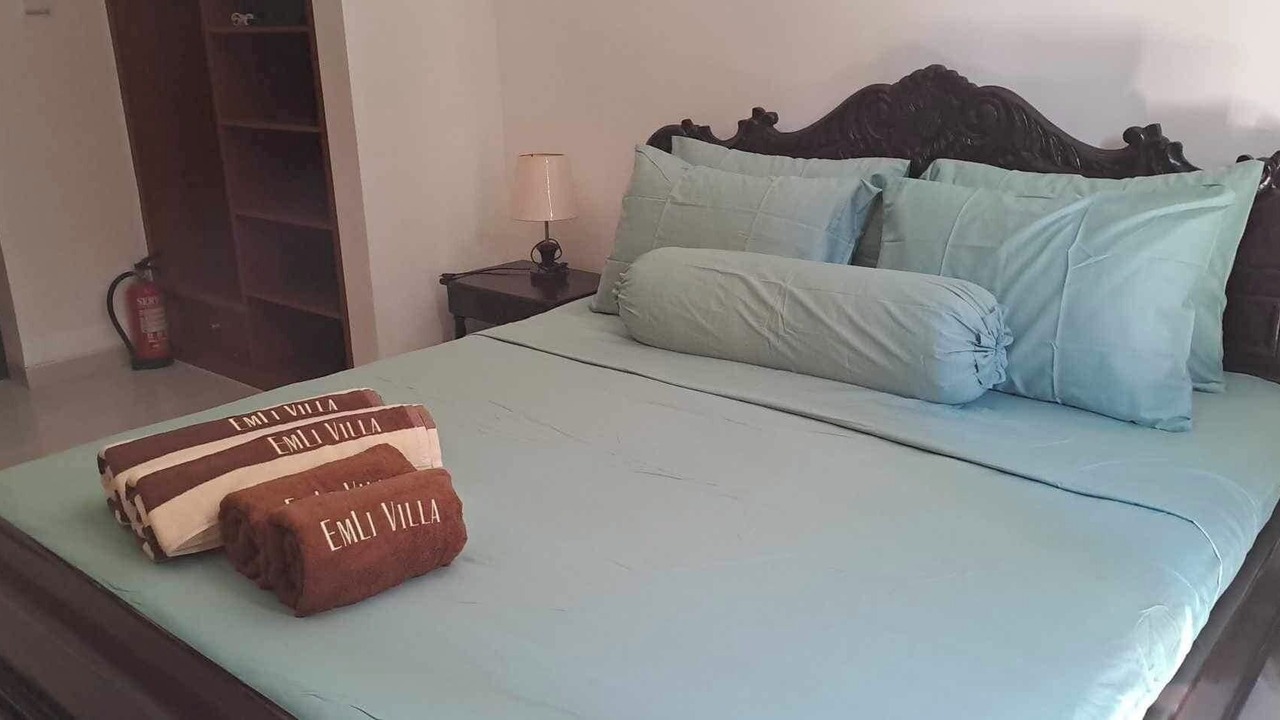 Photo of Bedroom in Drupadi