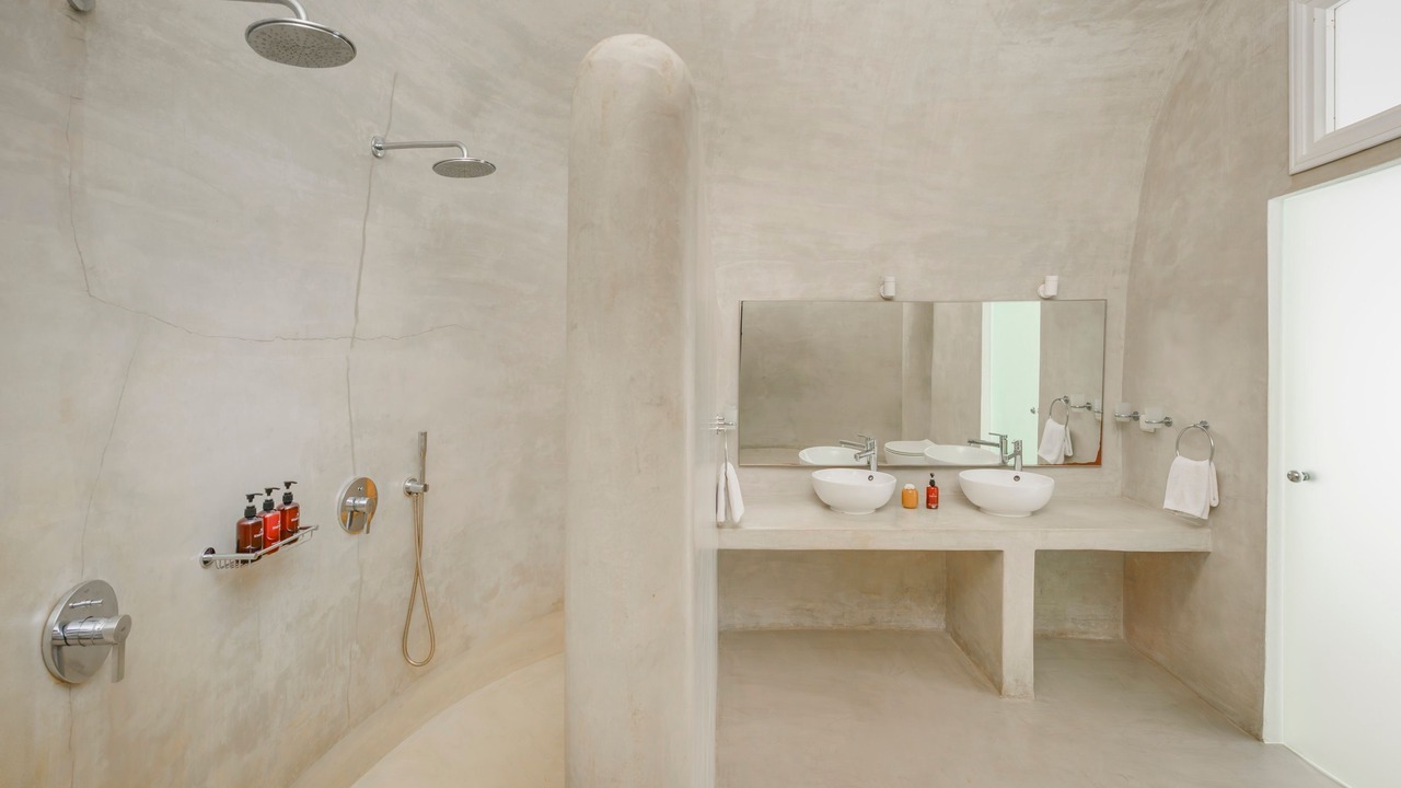 Photo of Bathroom in Firostefani