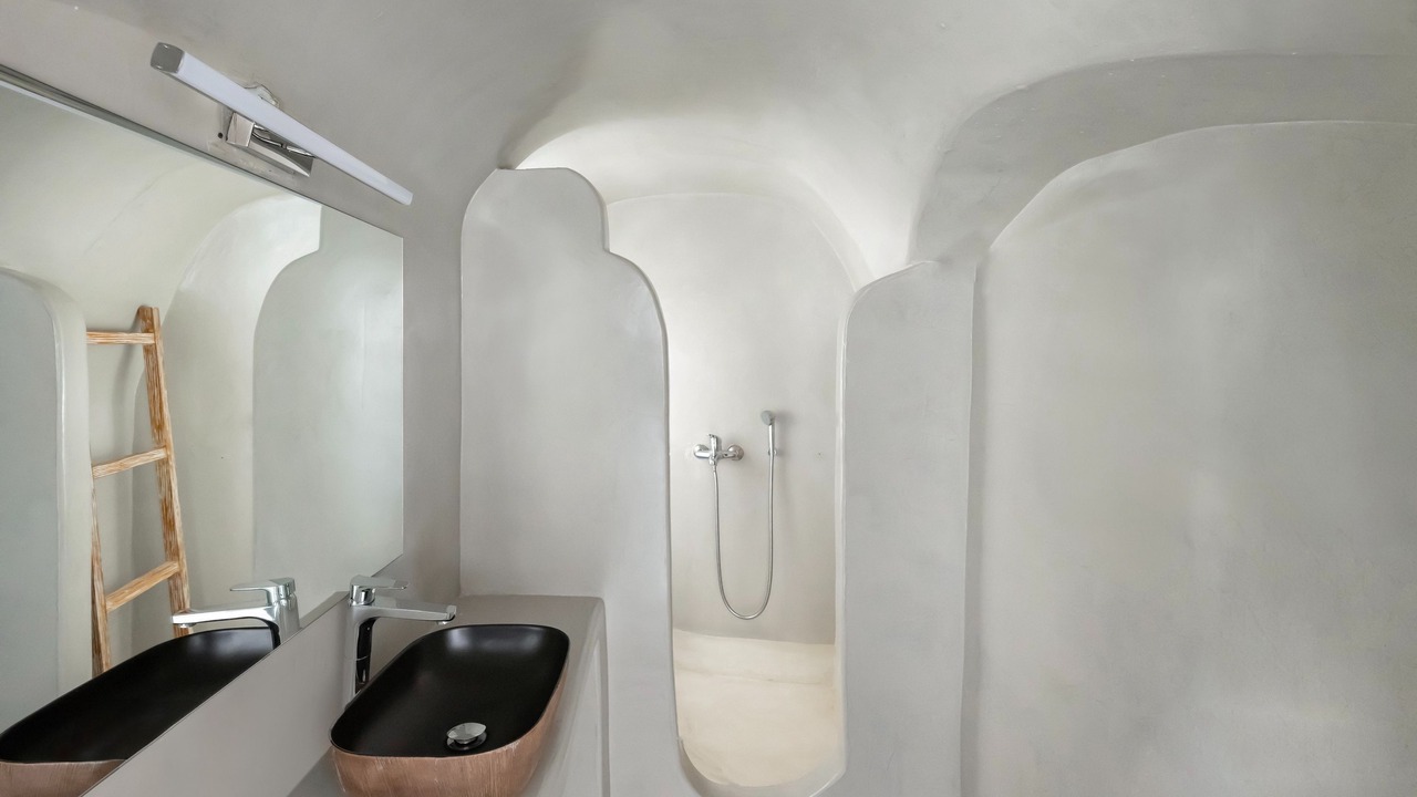 Photo of Bathroom in Firostefani