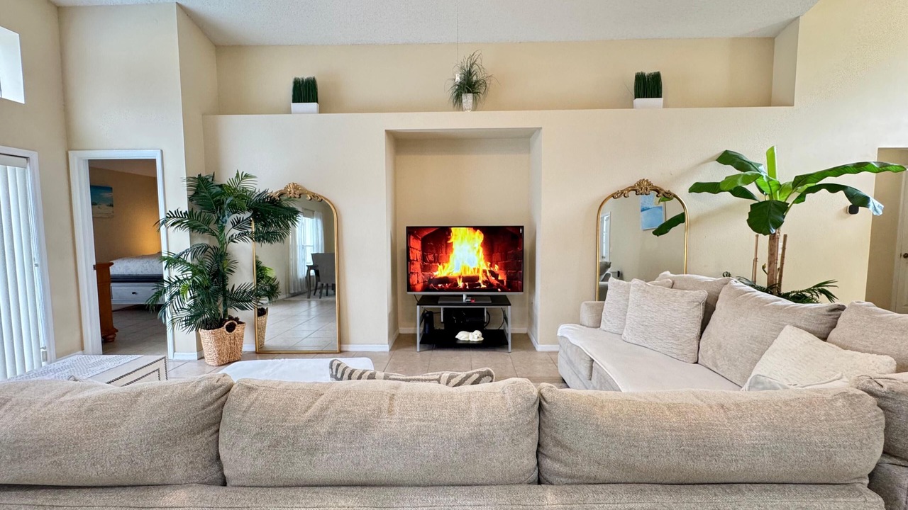 Photo of Livingroom in Lake Berkley