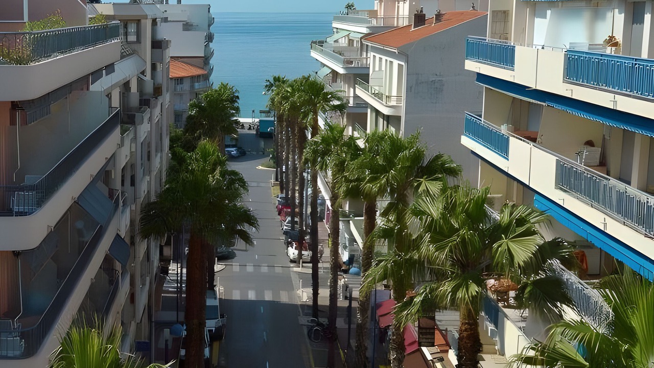 Photo of Others in Juan-les-Pins