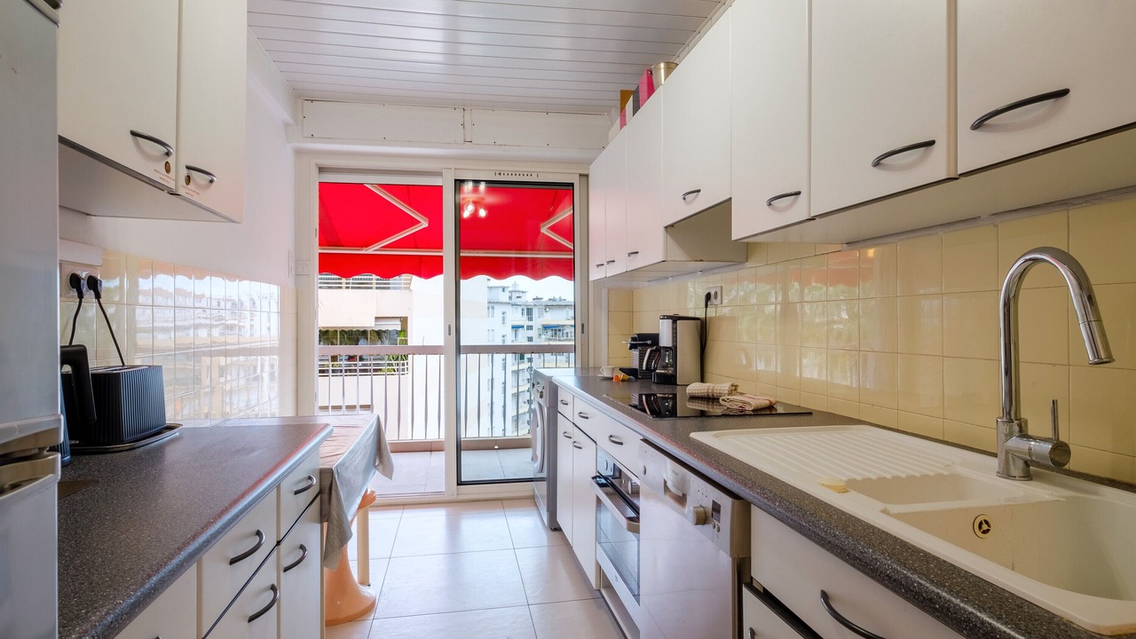 Photo of Kitchen in Juan-les-Pins