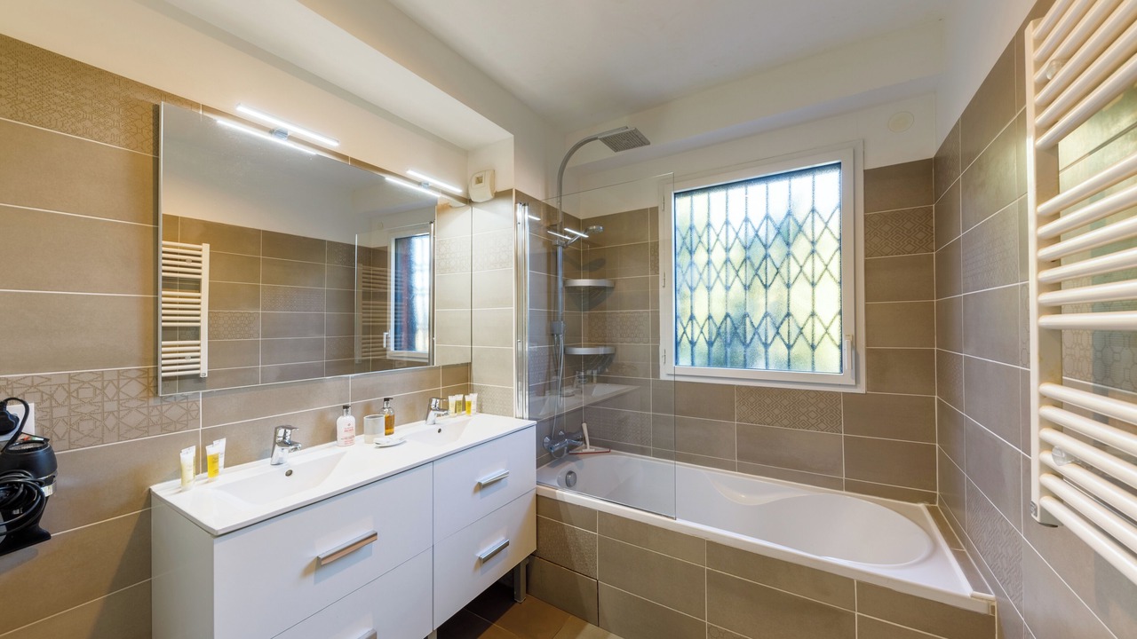 Photo of Bathroom in Saint-Sylvestre