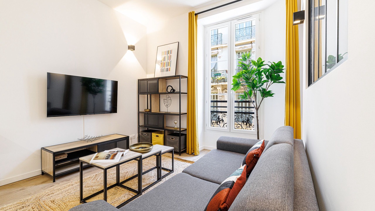 Photo of Livingroom in Lepante Quarter