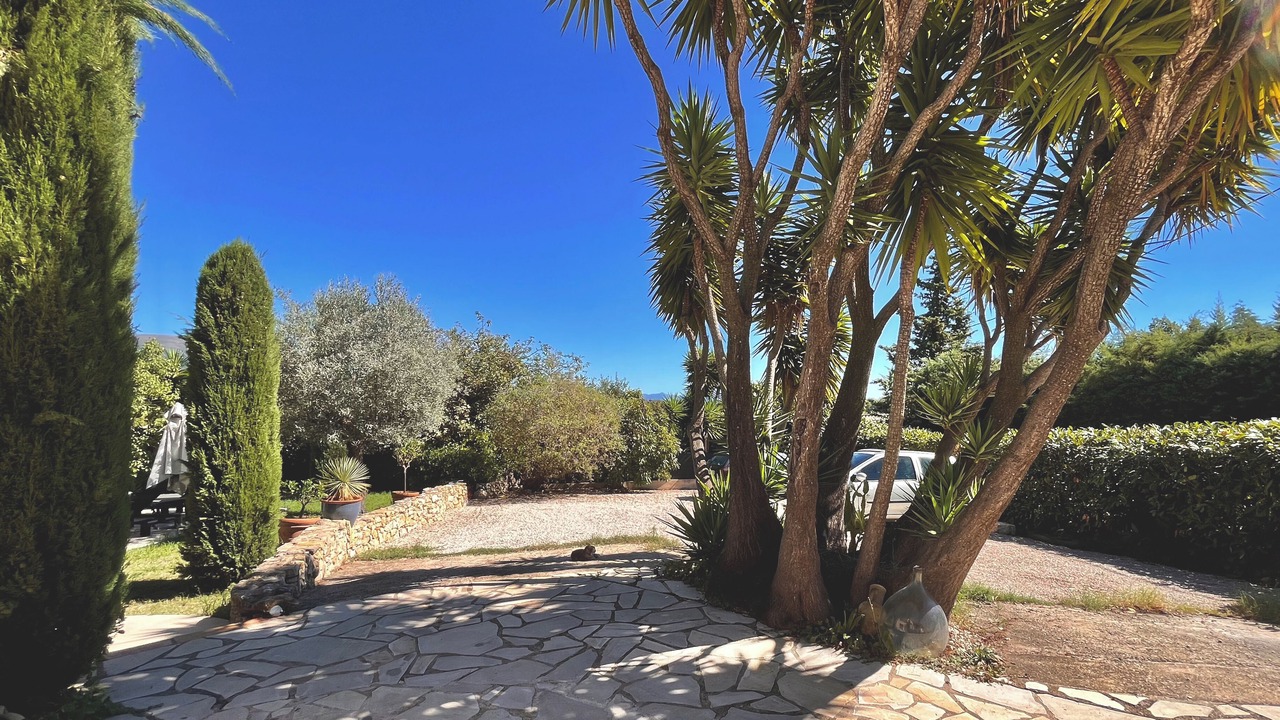Photo of Outdoor in Le Rouret