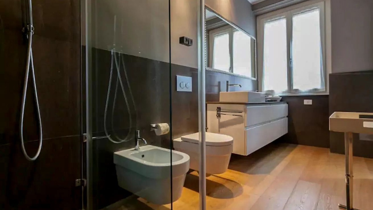 Photo of Bathroom in Central Station