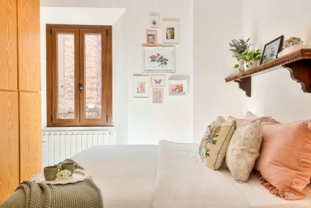 Photo of Bedroom in Licciana Nardi