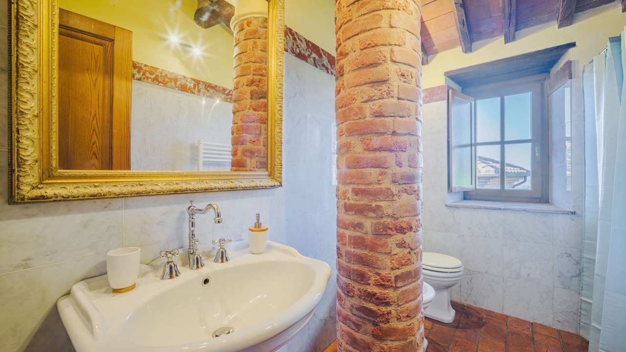 Photo of Bathroom in Santa Lucia
