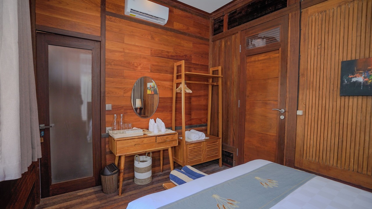Photo of Bedroom in Mushroom Bay