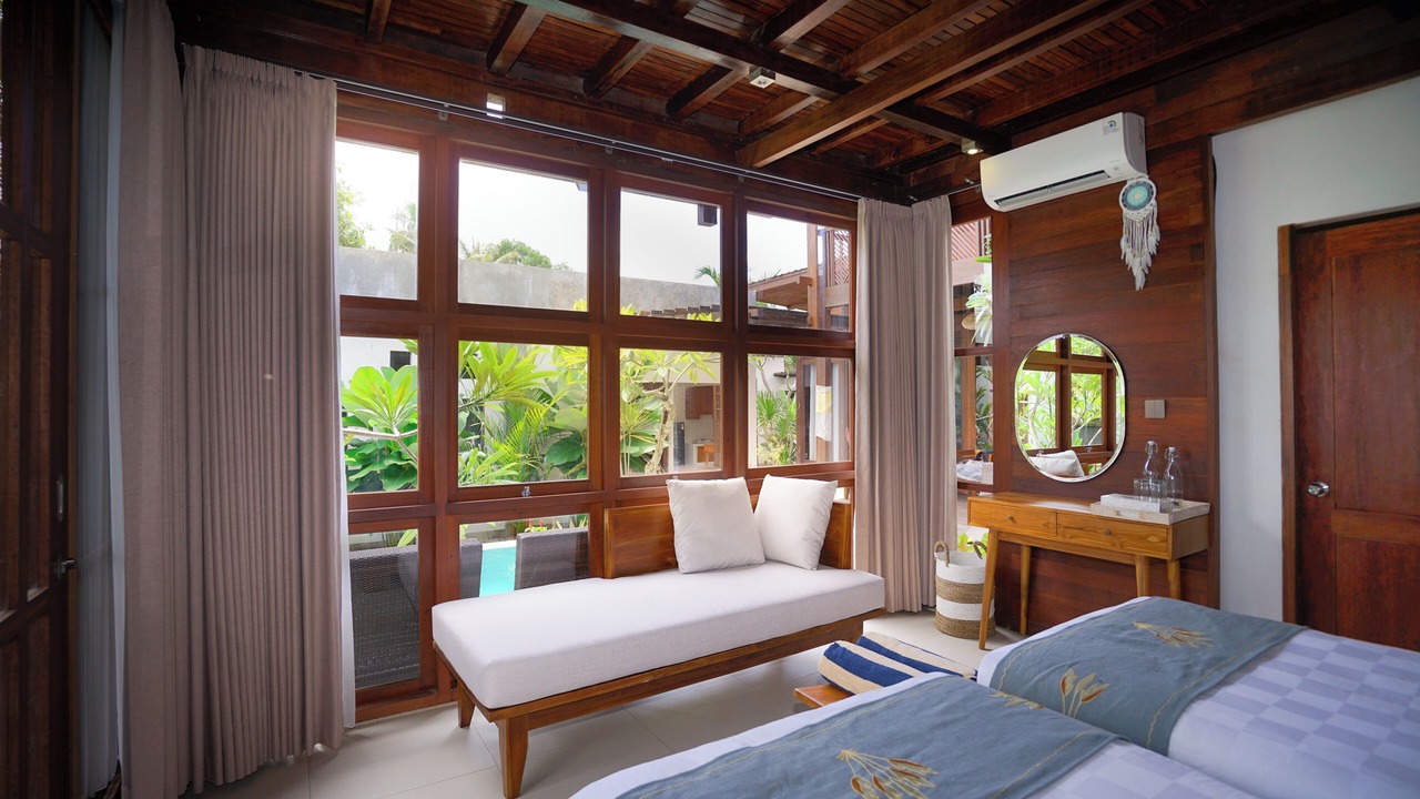 Photo of Bedroom in Mushroom Bay