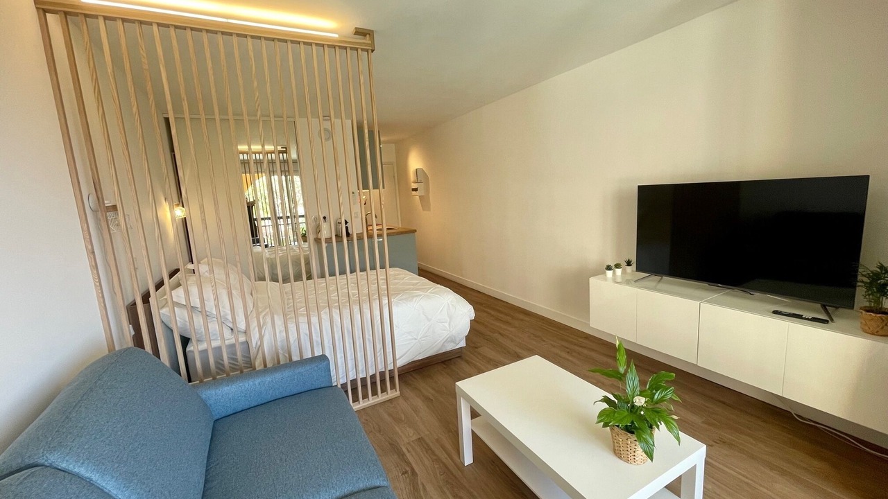 Photo of Bedroom in Beausoleil