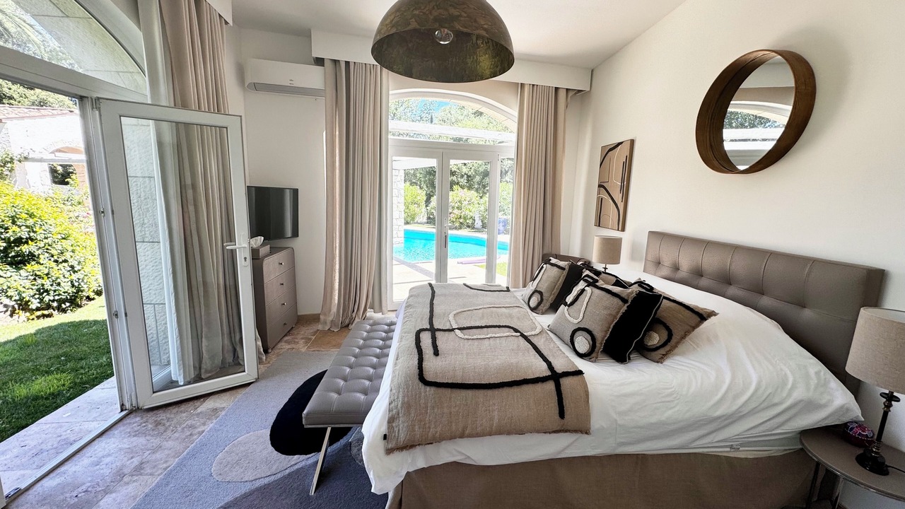 Photo of Bedroom in Saint-Paul-de-Vence