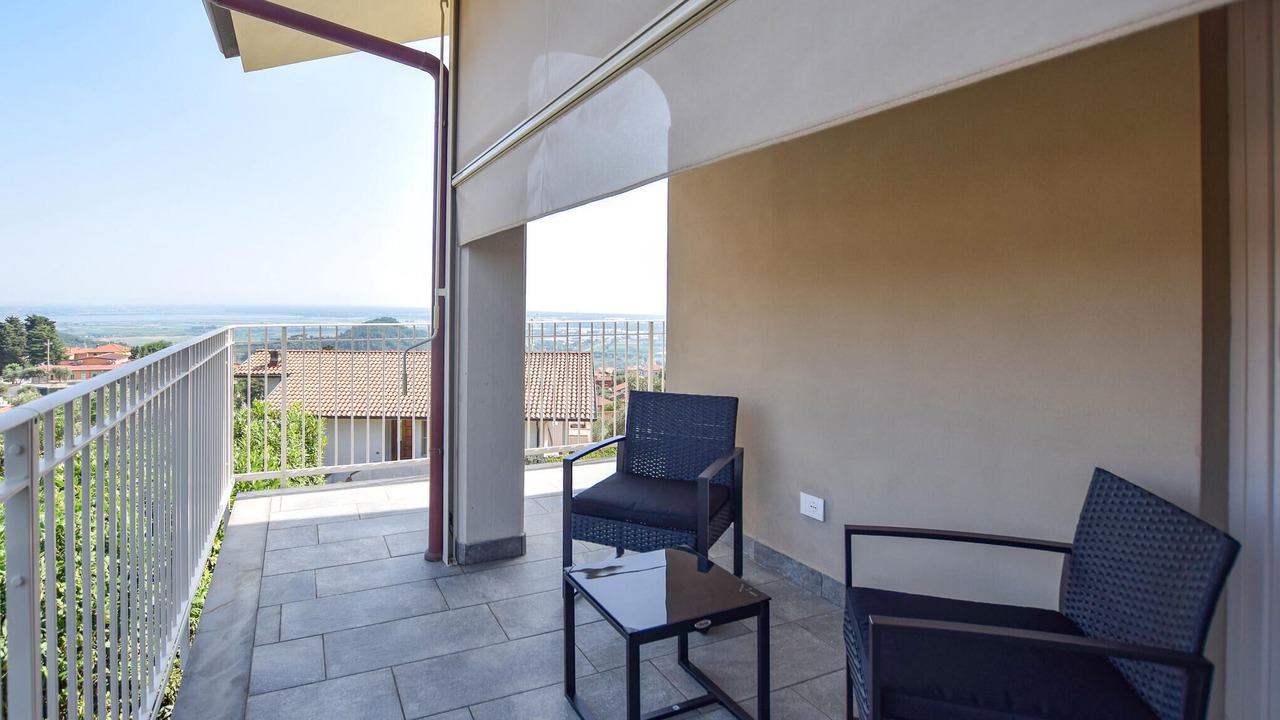 Photo of Bedroom in Corsanico-Bargecchia