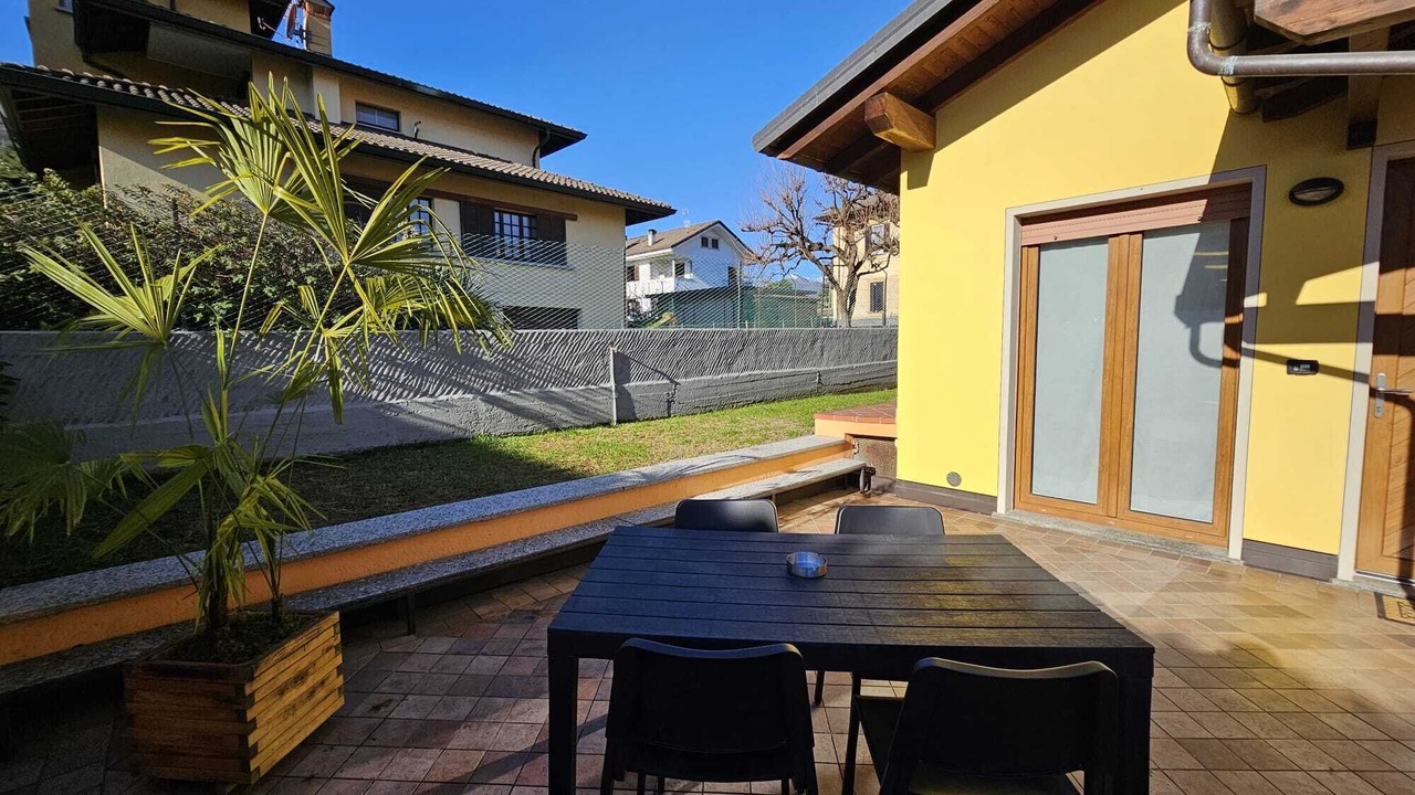 Photo of Outdoor in Comero