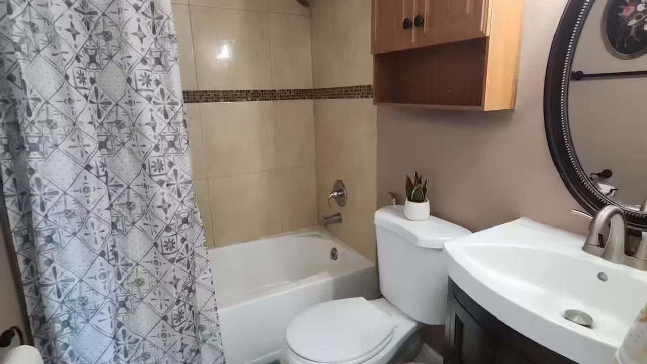 Photo of Bathroom in Mill Run