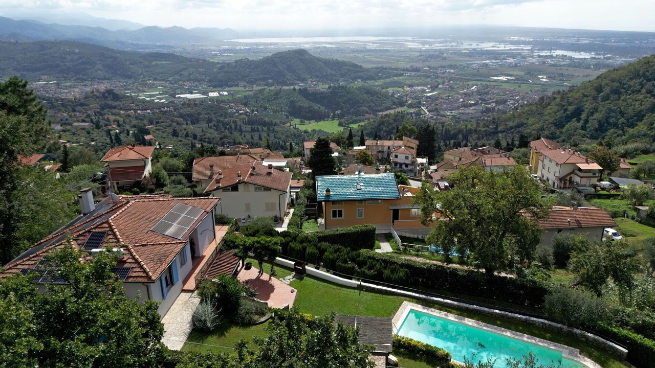 Photo of Outdoor in Corsanico